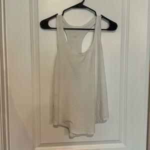 While Lululemon racer back tank, size 4, flowy